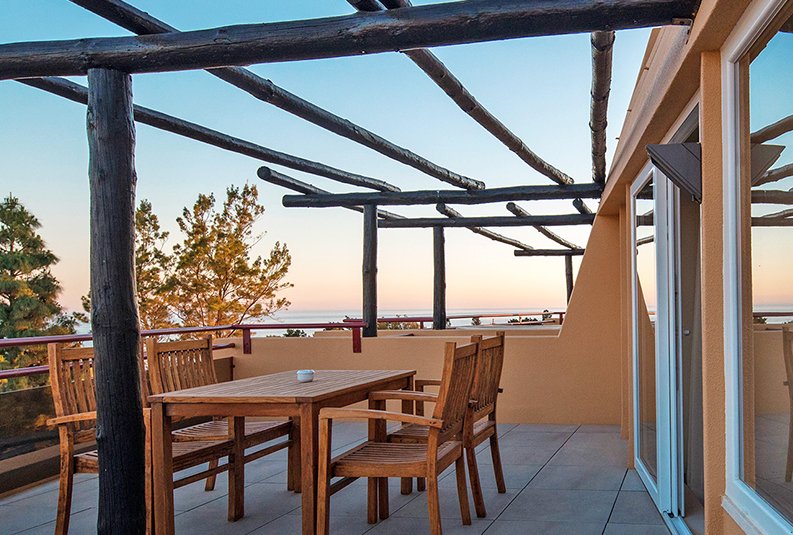 2 BEDROOM FAMILY SUITE with TERRACE