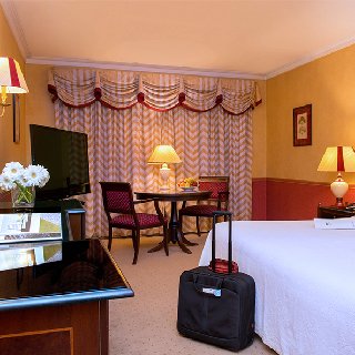 5 Star Hotels in Lisbon City Centre - Dom Pedro Lisboa - Classic Room