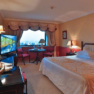 Lisbon Holidays - Dom Pedro Lisboa - Classic Room with River View