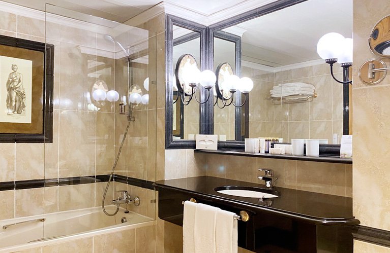 5 Star Hotels in Lisbon City Centre - Dom Pedro Lisboa - Classic Room